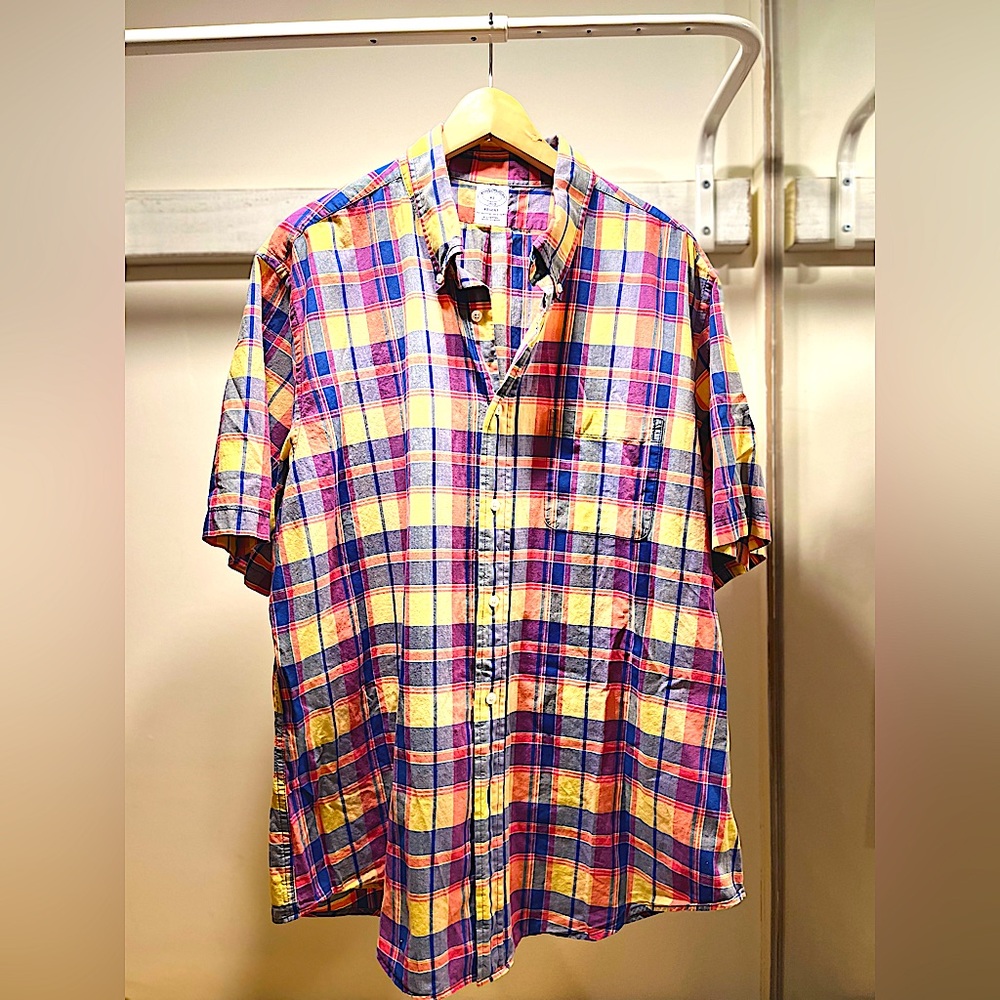 BROOKS BROTHERS, short sleeve button up shirt in red/blue plaid; men’s XL